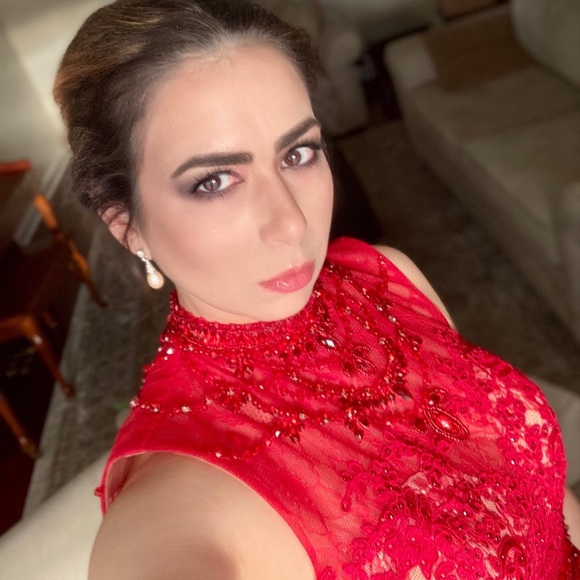 Meet your Posher, Ashley - Picture 7 of 16